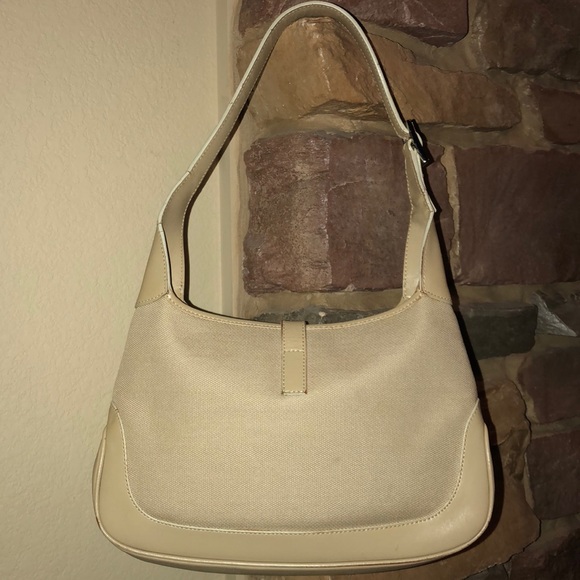 SOLD authentic Jackie O Gucci purse - Picture 2 of 8